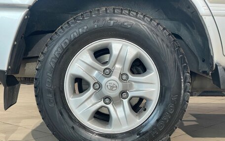 Toyota Land Cruiser 100 рестайлинг 2, 2006 год, 2 655 000 рублей, 21 фотография