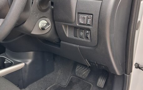 Nissan Latio I, 2012 год, 1 050 000 рублей, 4 фотография