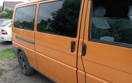 Volkswagen Transporter T4, 2003 год, 700 000 рублей, 4 фотография