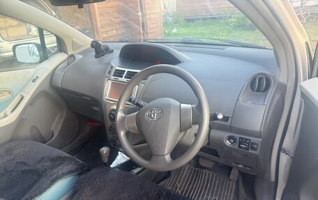 Toyota Vitz, 2009 год, 480 000 рублей, 5 фотография