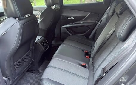 Peugeot 3008 II, 2021 год, 2 300 000 рублей, 8 фотография