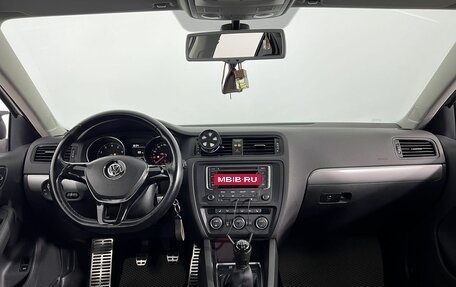 Volkswagen Jetta VI, 2015 год, 1 100 000 рублей, 14 фотография