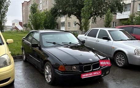 BMW 3 серия, 1992 год, 150 000 рублей, 1 фотография