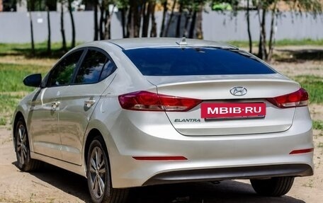 Hyundai Elantra VI рестайлинг, 2017 год, 1 250 000 рублей, 5 фотография