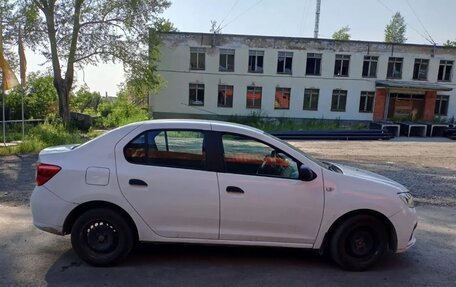Renault Logan II, 2020 год, 580 000 рублей, 2 фотография