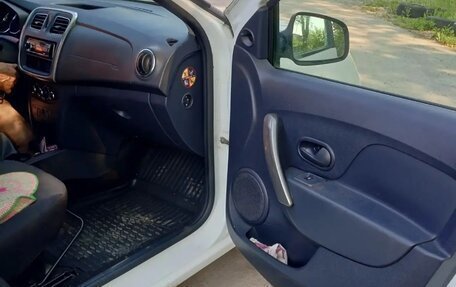 Renault Logan II, 2020 год, 580 000 рублей, 7 фотография