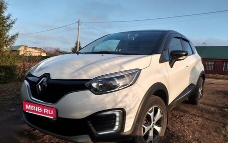 Renault Kaptur I рестайлинг, 2019 год, 1 400 000 рублей, 9 фотография