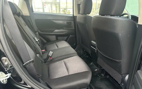 Mitsubishi Outlander III рестайлинг 3, 2014 год, 1 650 000 рублей, 8 фотография