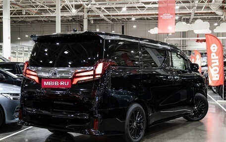 Toyota Alphard III, 2018 год, 4 500 000 рублей, 7 фотография