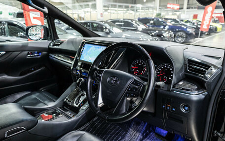 Toyota Alphard III, 2018 год, 4 500 000 рублей, 22 фотография