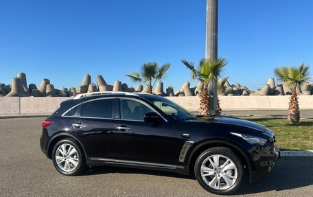 Infiniti FX II, 2013 год, 1 950 000 рублей, 4 фотография