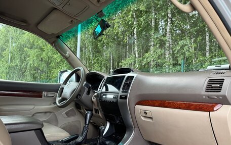 Toyota Land Cruiser Prado 120 рестайлинг, 2007 год, 1 700 000 рублей, 16 фотография