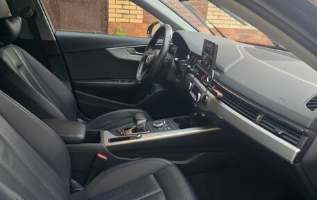 Audi A4, 2018 год, 2 440 000 рублей, 16 фотография