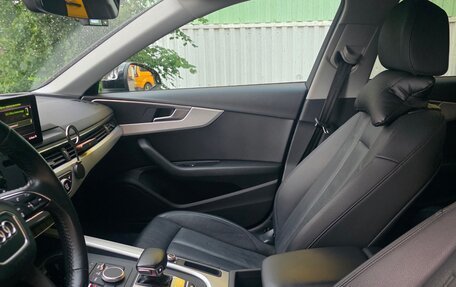 Audi A4, 2018 год, 2 440 000 рублей, 13 фотография