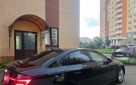 Audi A4, 2018 год, 2 440 000 рублей, 3 фотография
