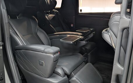 Toyota Alphard, 2024 год, 10 990 000 рублей, 25 фотография