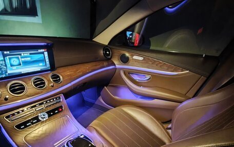 Mercedes-Benz E-Класс, 2016 год, 3 800 000 рублей, 10 фотография