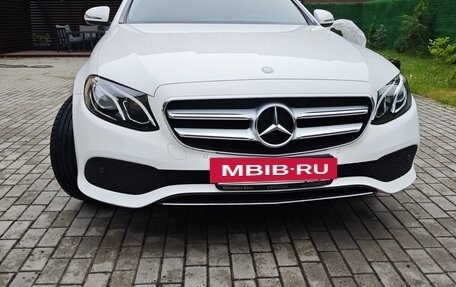 Mercedes-Benz E-Класс, 2016 год, 3 800 000 рублей, 3 фотография