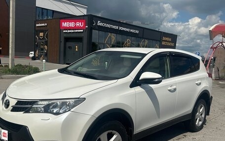 Toyota RAV4, 2013 год, 1 950 000 рублей, 11 фотография
