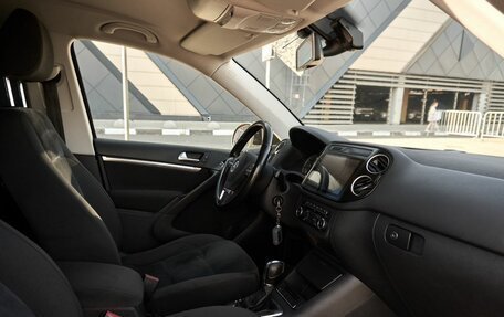 Volkswagen Tiguan I, 2011 год, 1 098 000 рублей, 6 фотография