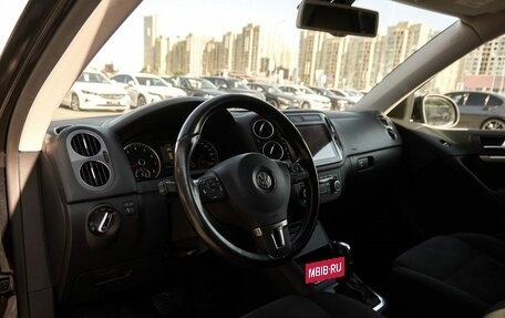 Volkswagen Tiguan I, 2011 год, 1 098 000 рублей, 5 фотография