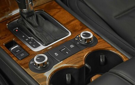 Volkswagen Touareg III, 2012 год, 1 799 000 рублей, 16 фотография