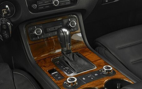 Volkswagen Touareg III, 2012 год, 1 799 000 рублей, 15 фотография