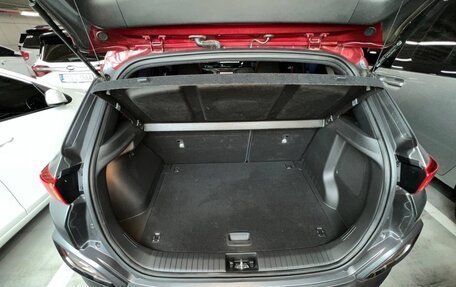 Hyundai Kona I, 2019 год, 2 300 000 рублей, 4 фотография