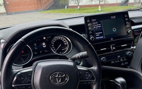 Toyota Camry, 2022 год, 2 250 000 рублей, 3 фотография