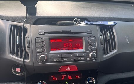 KIA Sportage III, 2010 год, 1 400 000 рублей, 17 фотография