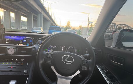 Lexus IS III, 2018 год, 3 000 000 рублей, 11 фотография