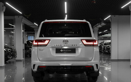 Toyota Land Cruiser, 2024 год, 14 250 000 рублей, 6 фотография