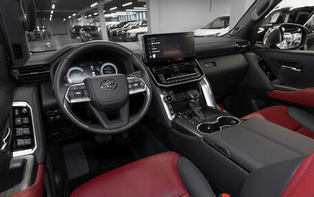 Toyota Land Cruiser, 2024 год, 14 250 000 рублей, 7 фотография