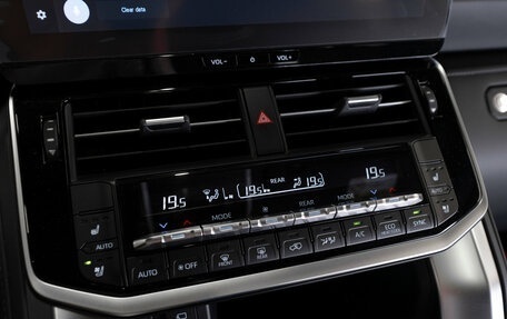 Toyota Land Cruiser, 2024 год, 14 250 000 рублей, 20 фотография