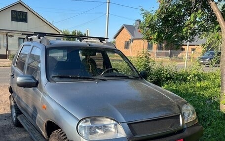 Chevrolet Niva I рестайлинг, 2006 год, 300 000 рублей, 2 фотография