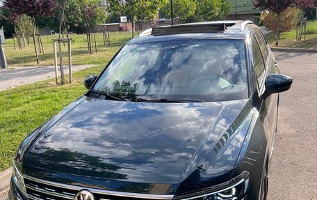 Volkswagen Tiguan II, 2018 год, 2 270 000 рублей, 8 фотография