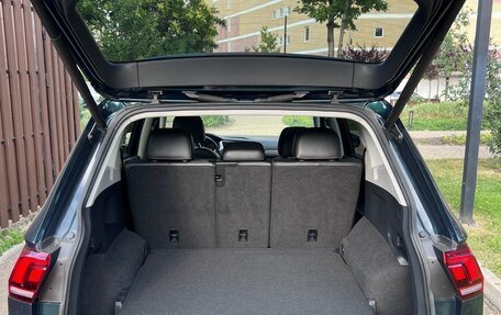 Volkswagen Tiguan II, 2018 год, 2 270 000 рублей, 21 фотография