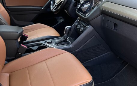 Volkswagen Tiguan II, 2018 год, 2 270 000 рублей, 27 фотография
