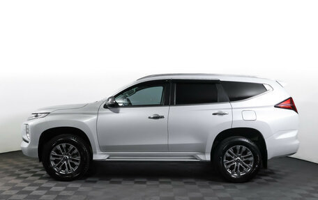 Mitsubishi Pajero Sport III рестайлинг, 2020 год, 3 990 000 рублей, 9 фотография