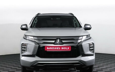 Mitsubishi Pajero Sport III рестайлинг, 2020 год, 3 990 000 рублей, 3 фотография