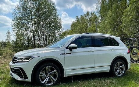 Volkswagen Tiguan II, 2021 год, 3 500 000 рублей, 1 фотография