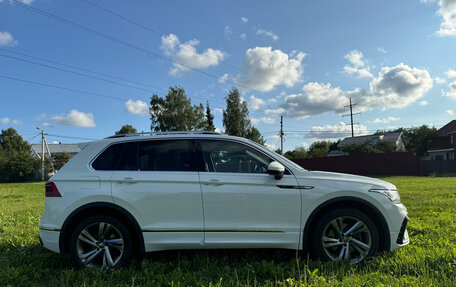 Volkswagen Tiguan II, 2021 год, 3 500 000 рублей, 4 фотография