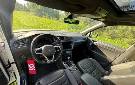 Volkswagen Tiguan II, 2021 год, 3 500 000 рублей, 10 фотография