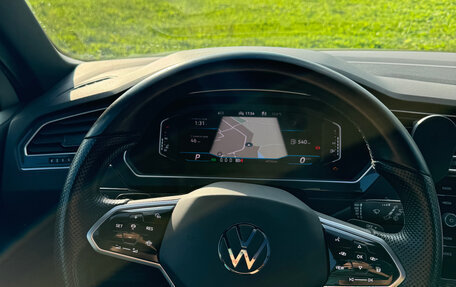 Volkswagen Tiguan II, 2021 год, 3 500 000 рублей, 18 фотография