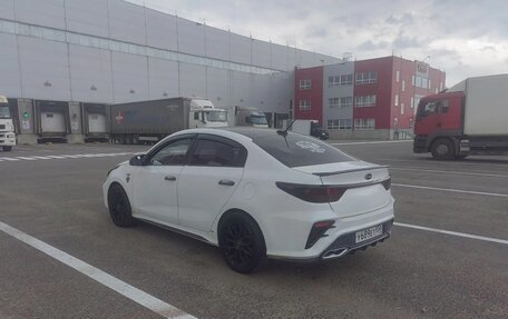 KIA Rio IV, 2018 год, 750 000 рублей, 4 фотография