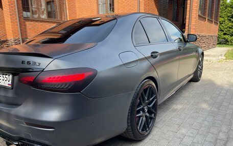 Mercedes-Benz E-Класс AMG, 2017 год, 5 800 000 рублей, 8 фотография