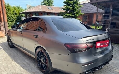 Mercedes-Benz E-Класс AMG, 2017 год, 5 800 000 рублей, 6 фотография