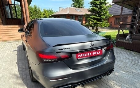 Mercedes-Benz E-Класс AMG, 2017 год, 5 800 000 рублей, 21 фотография