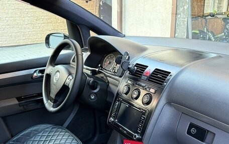 Volkswagen Touran III, 2006 год, 690 000 рублей, 12 фотография