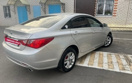 Hyundai Sonata VI, 2010 год, 990 000 рублей, 5 фотография
